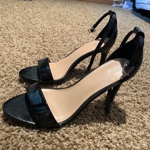 Shiny black heels!
